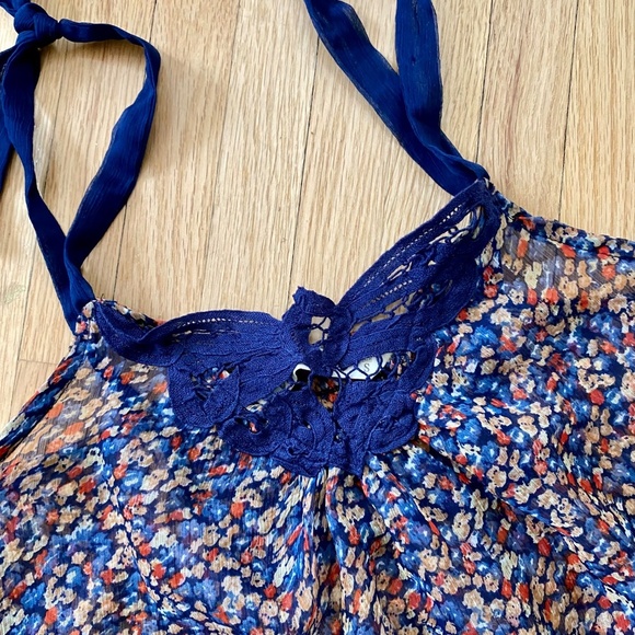 Vanilla Star Floral Tie-Strap Shoulder Lace Cami Top - Smock at Back Size S - Picture 3 of 11